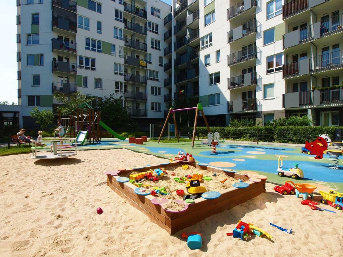 Airport Residence Blue Warschau Exterior foto