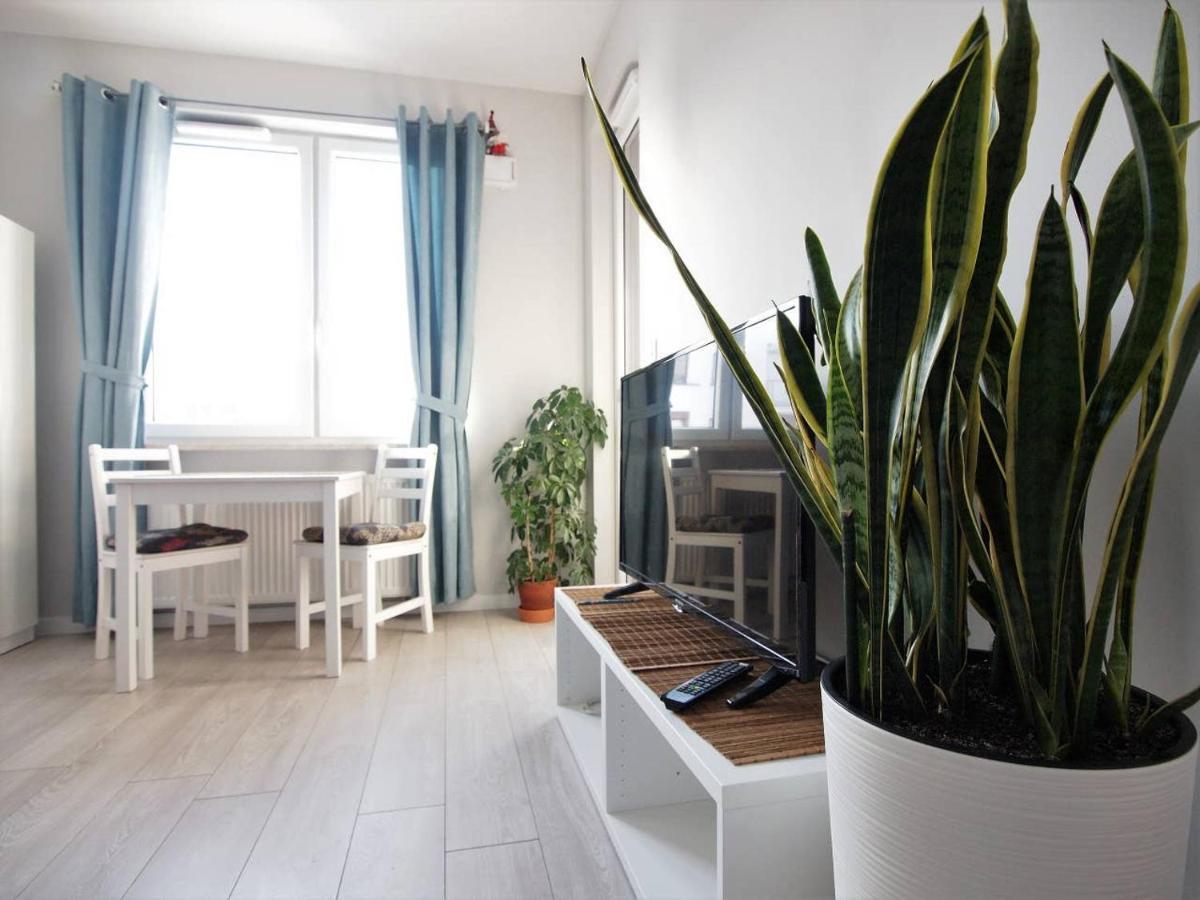 Airport Residence Blue Warschau Exterior foto